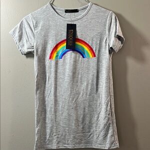 Nique Gray Tee with Rainbow Design